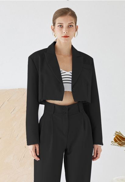 Fascinating Notch Lapel Cropped Blazer in Black