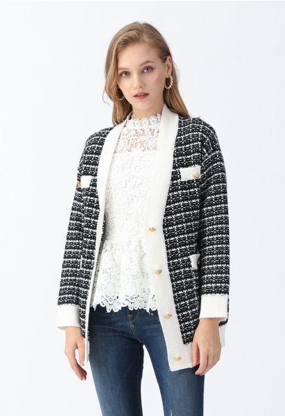 Pockets Button Trim Knit Cardigan in Black