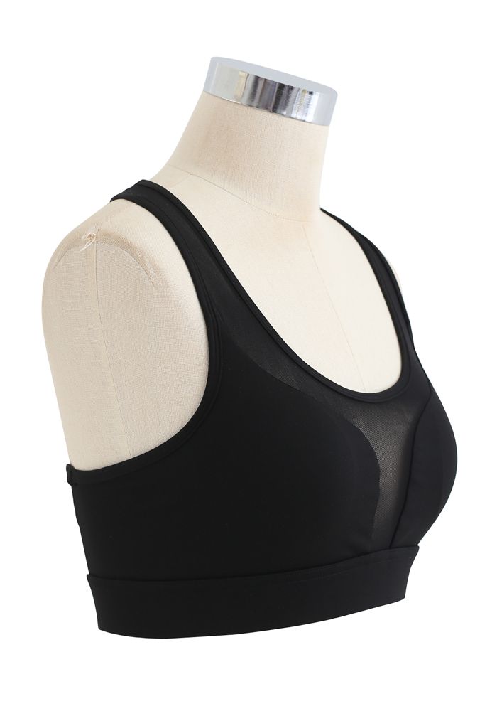 I-Shaped Back Pocket Mesh-Insert Low-Impact Sports Bra in Black