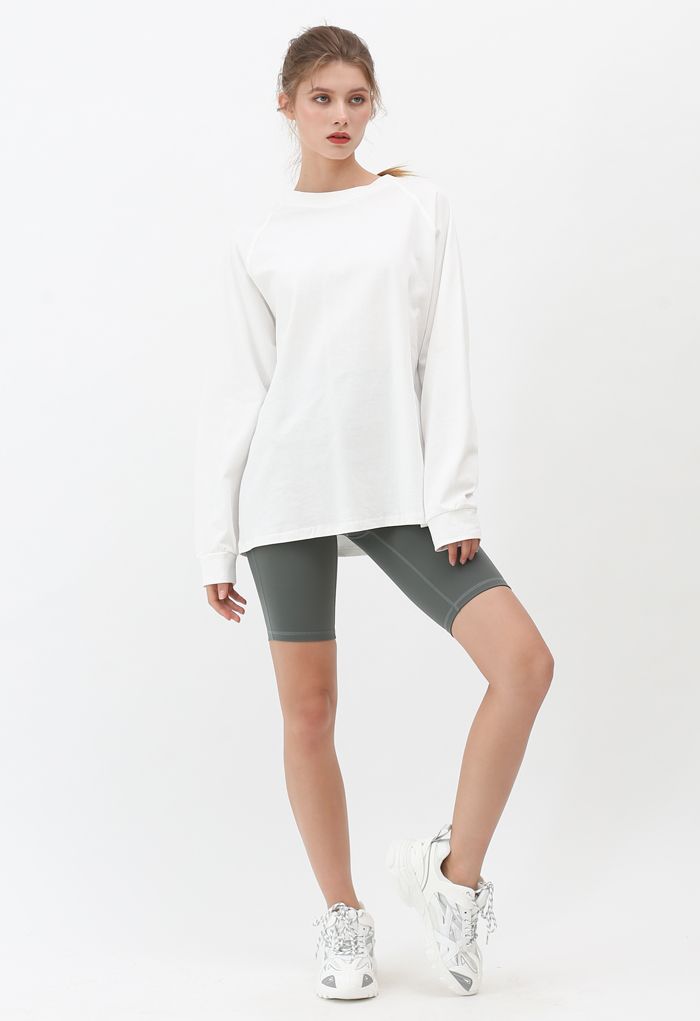 Long Sleeves Loose Pullover Sweatshirt in White