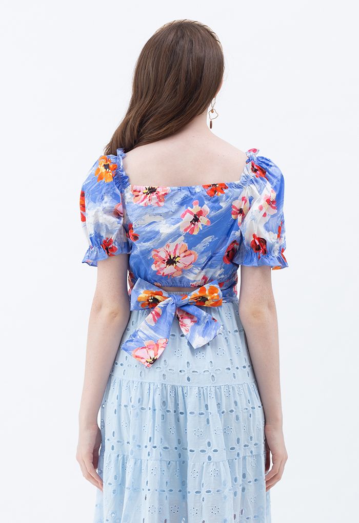 Bowknot Back Floral Print Crop Top in Blue