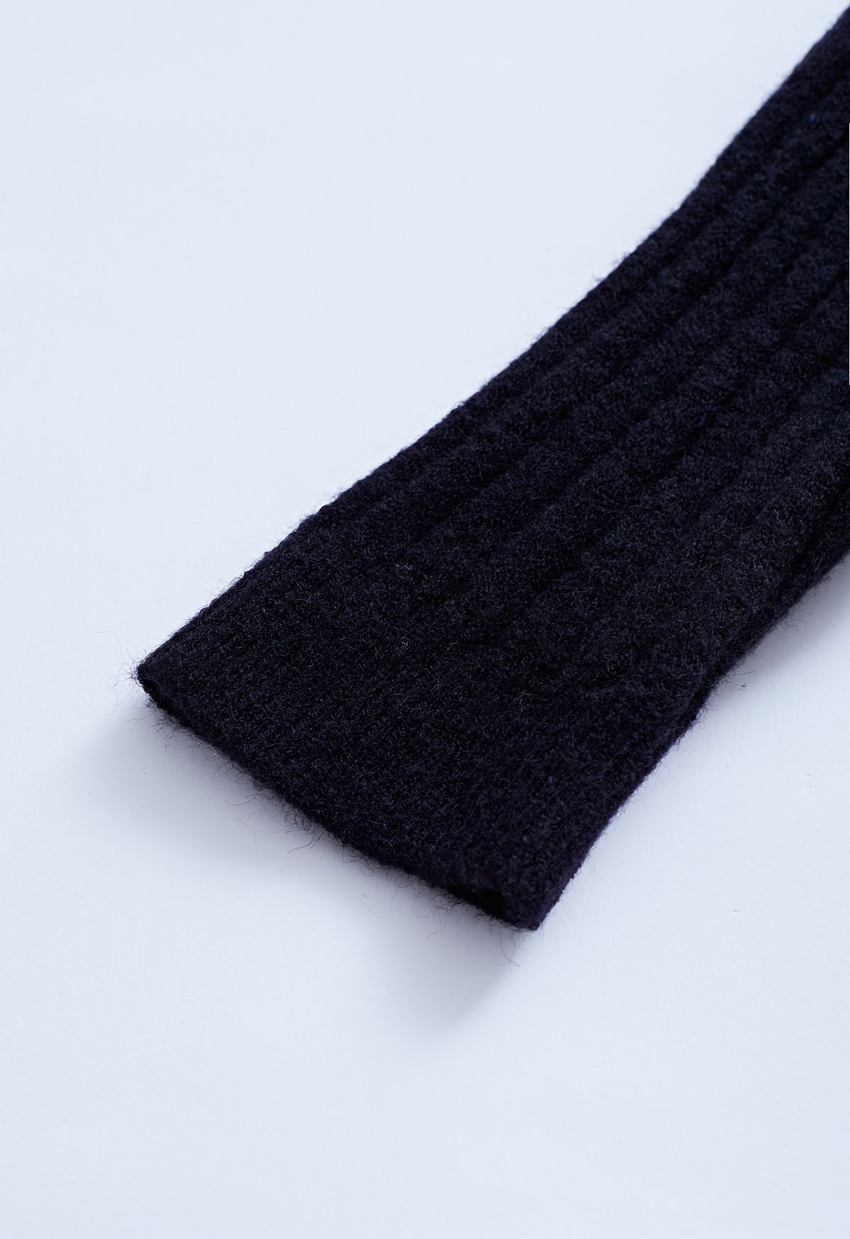 Turtleneck Sleeves Knit Sweater in Black