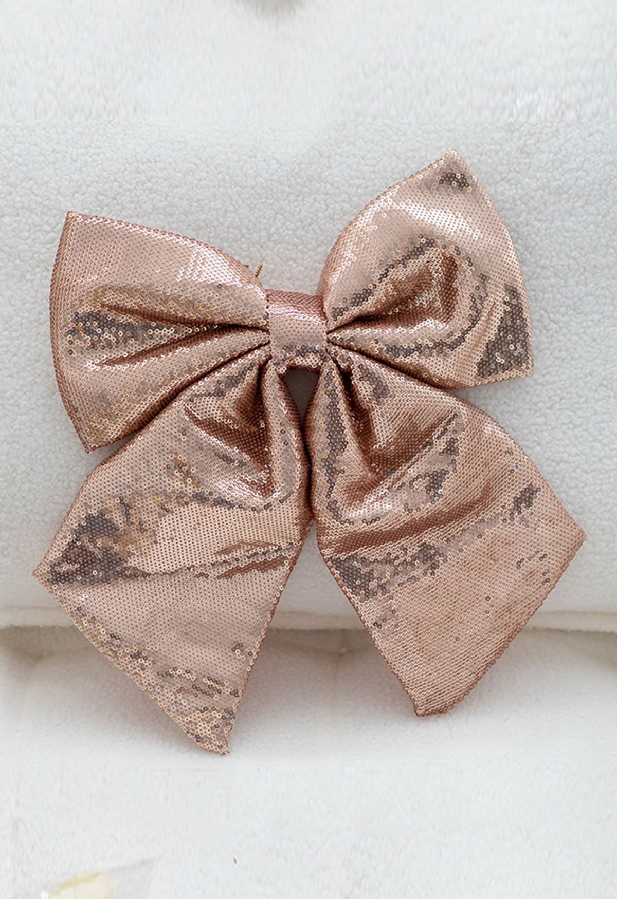 Full Sequins Bowknot Christmas Ornament in Champagne