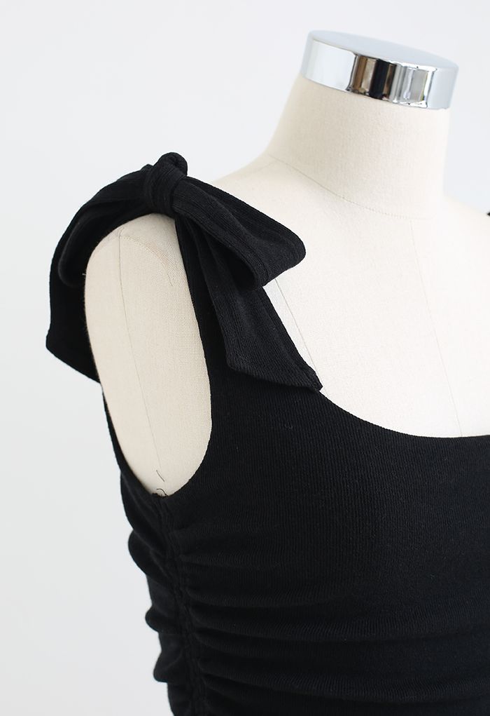 Ruched Side Tie-Bow Crop Cami Top in Black