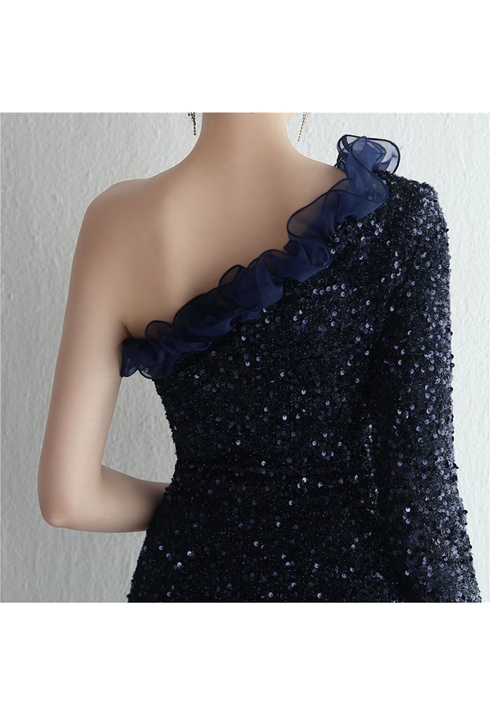 One-Shoulder Organza Trim Sequined Gown in Navy