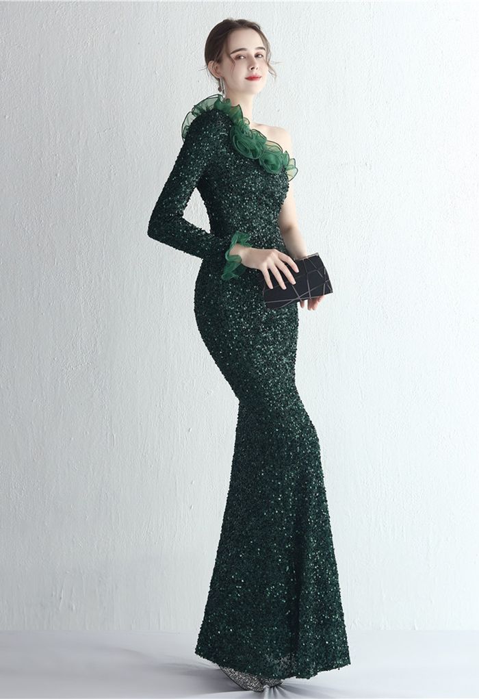 One-Shoulder Organza Trim Sequined Gown in Emerald