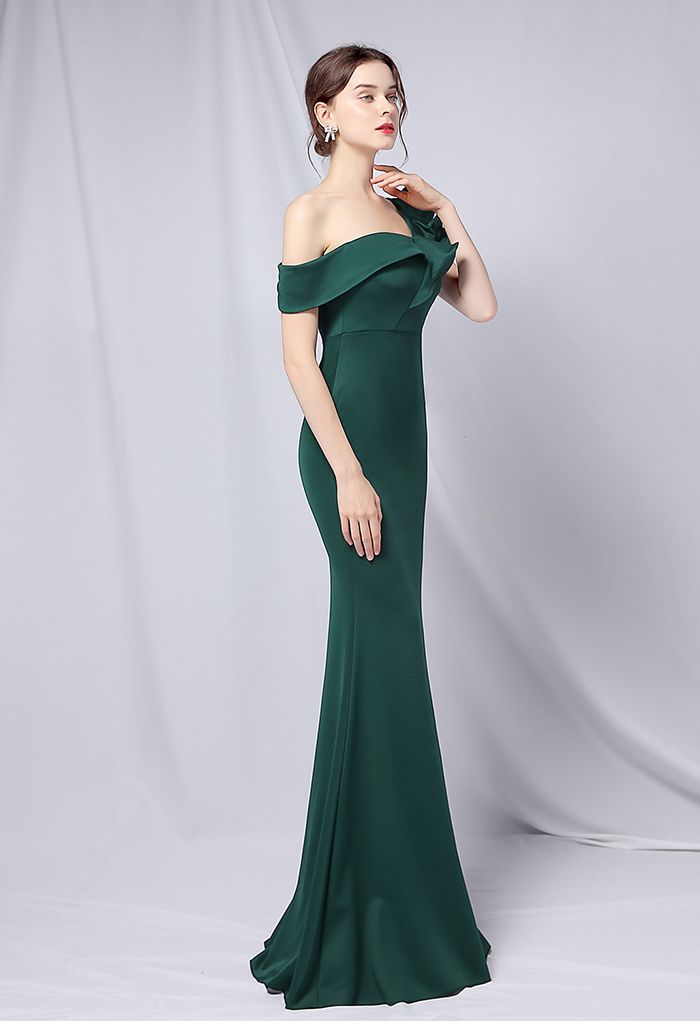 Ruffle One-Shoulder Mermaid Satin Gown in Emerald