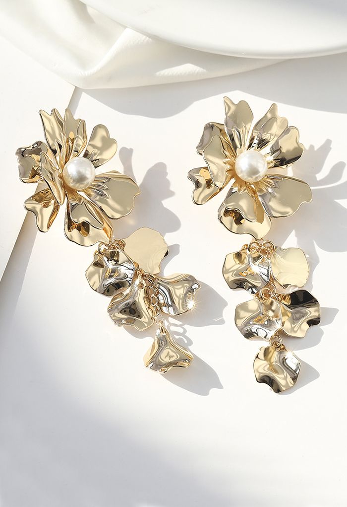 Splendidly Pearl Floral Drop Earrings