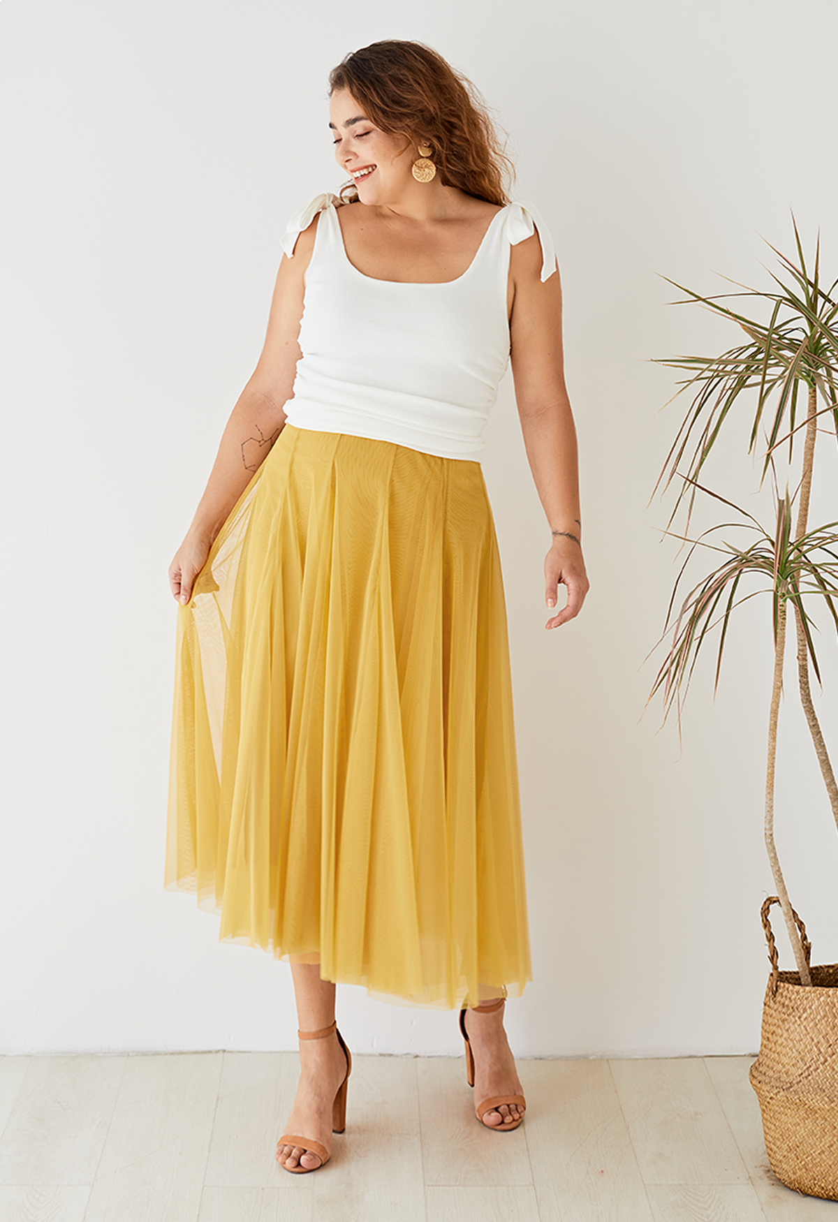 My Secret Garden Tulle Maxi Skirt in Yellow