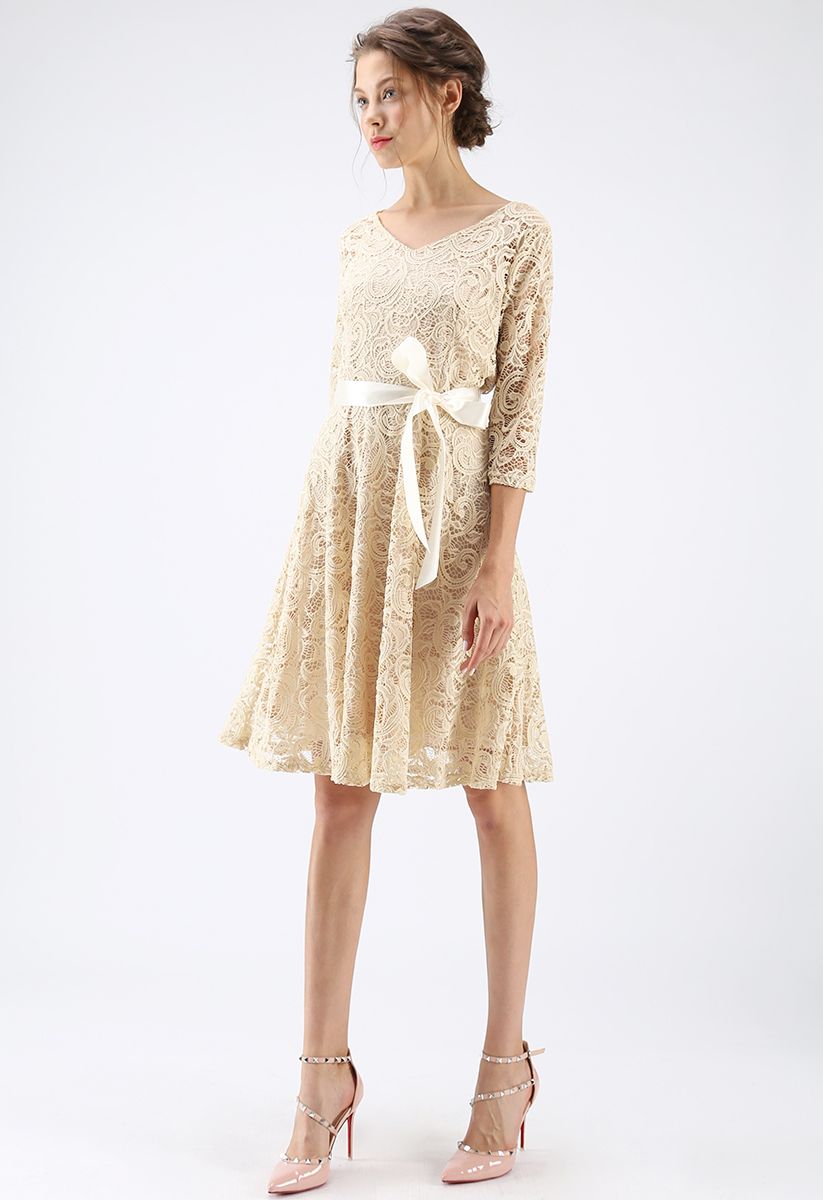 Reminisce Autumn V-Neck Lace Dress in Apricot